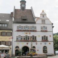 Das Rathaus der Stadt Staufen. 